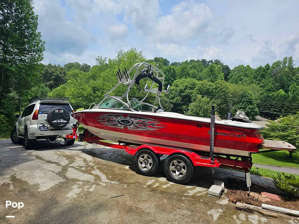 Slide: The Image of Mastercraft x9 2004 - 15402326