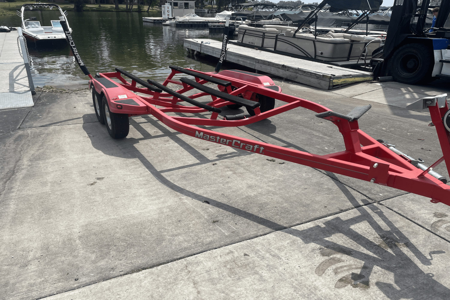 Slide: The Image of Mastercraft XSTAR 2004 - 19