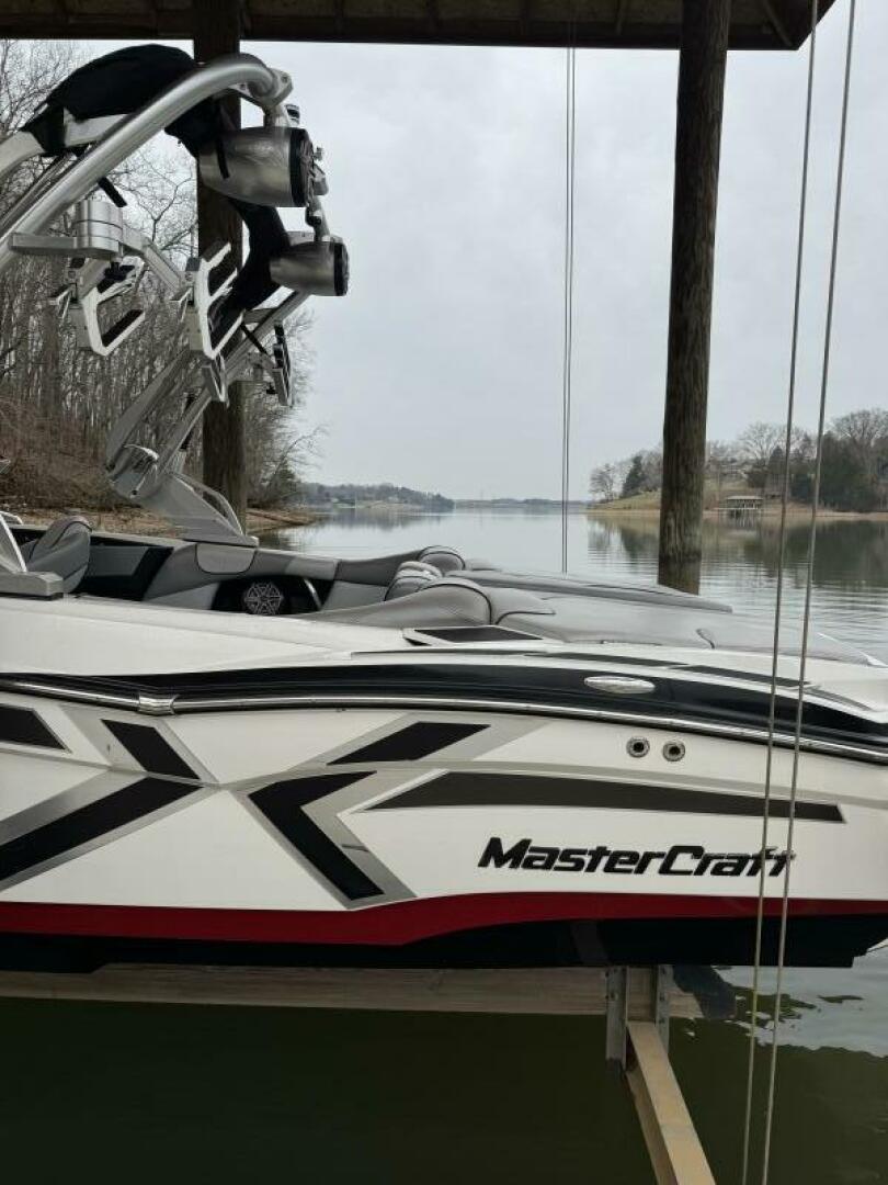 Slide: The Image of Mastercraft X Star 2015 - 5160574