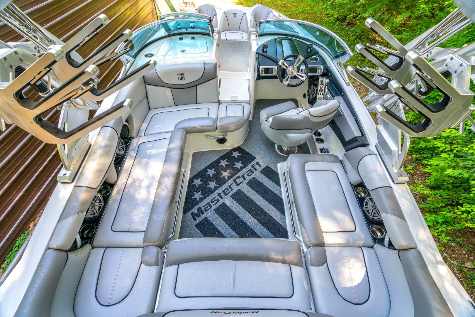 Slide: The Image of Mastercraft X Star 2015 - 5159710