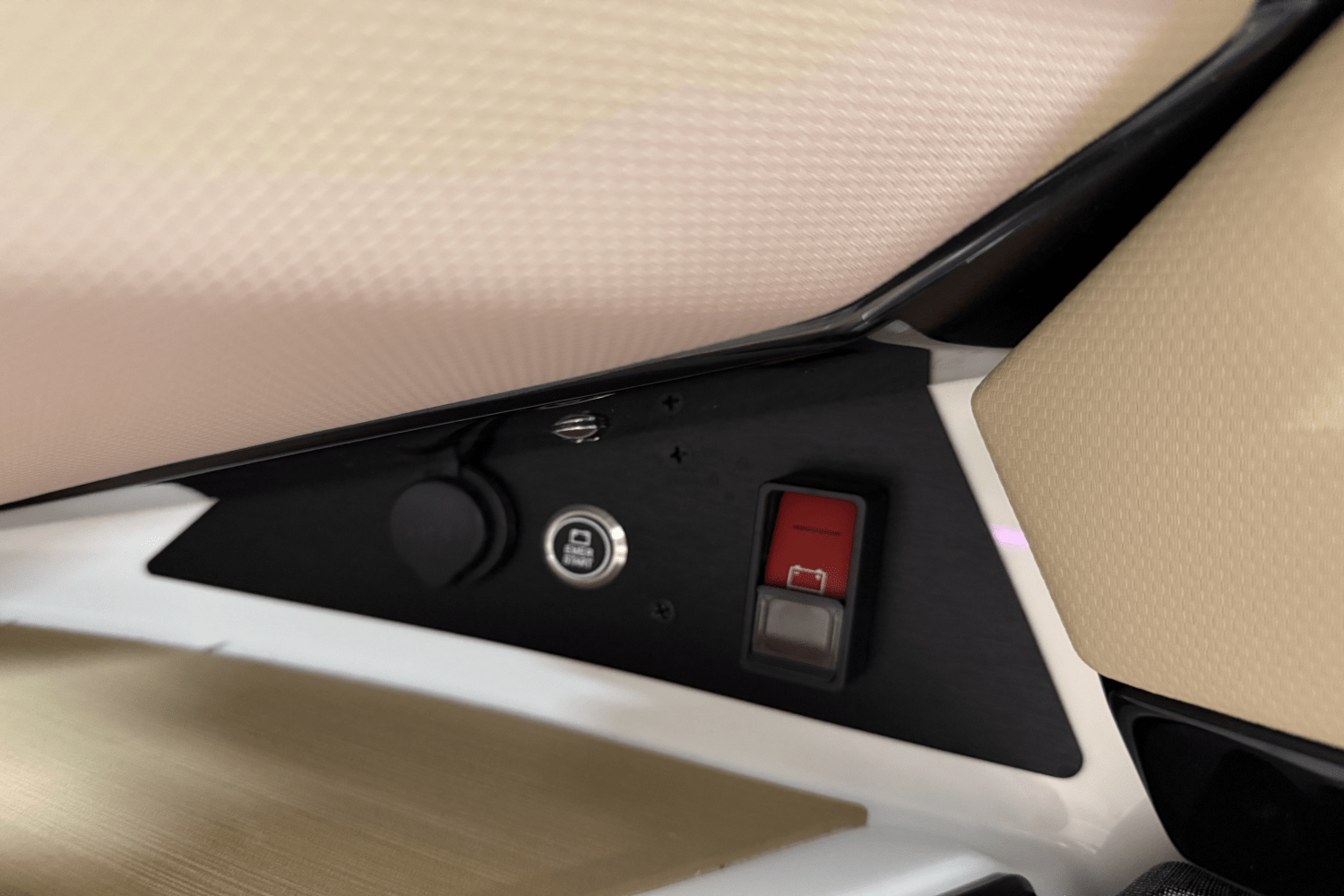 Slide: The Image of Mastercraft XSTAR 2025 - 103