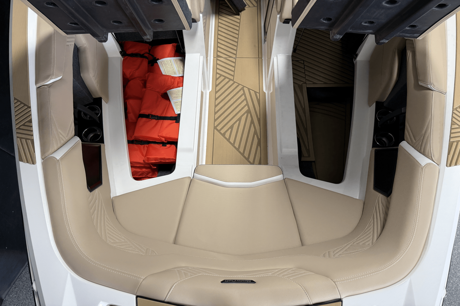 Slide: The Image of Mastercraft XSTAR 2025 - 115