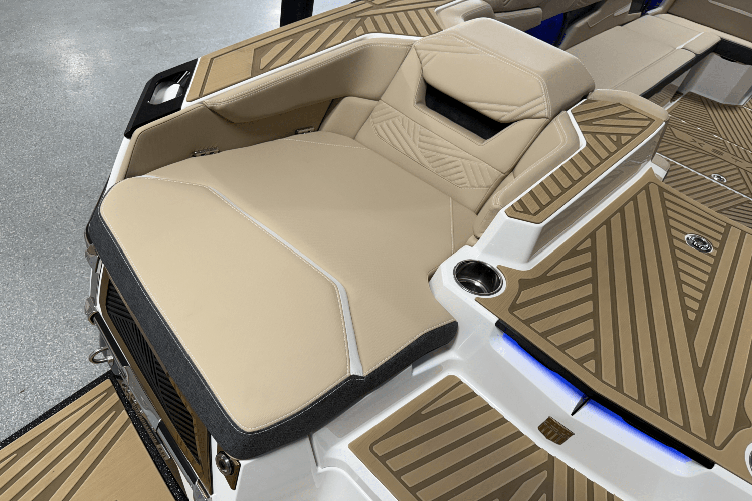 Slide: The Image of Mastercraft XSTAR 2025 - 27