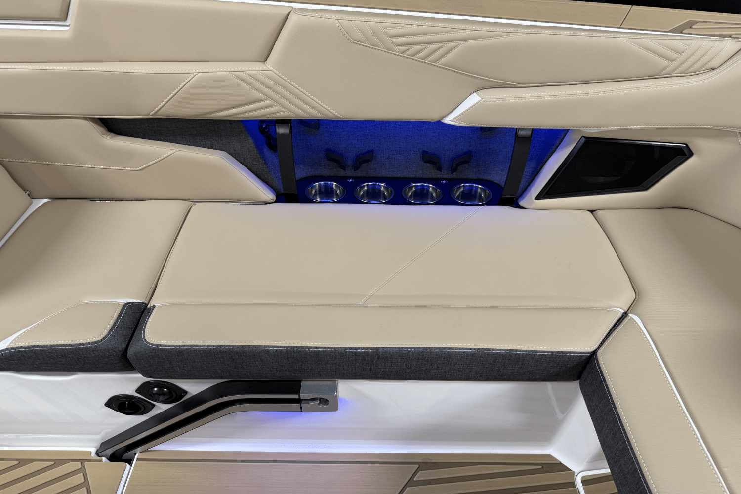 Slide: The Image of Mastercraft XSTAR 2025 - 41