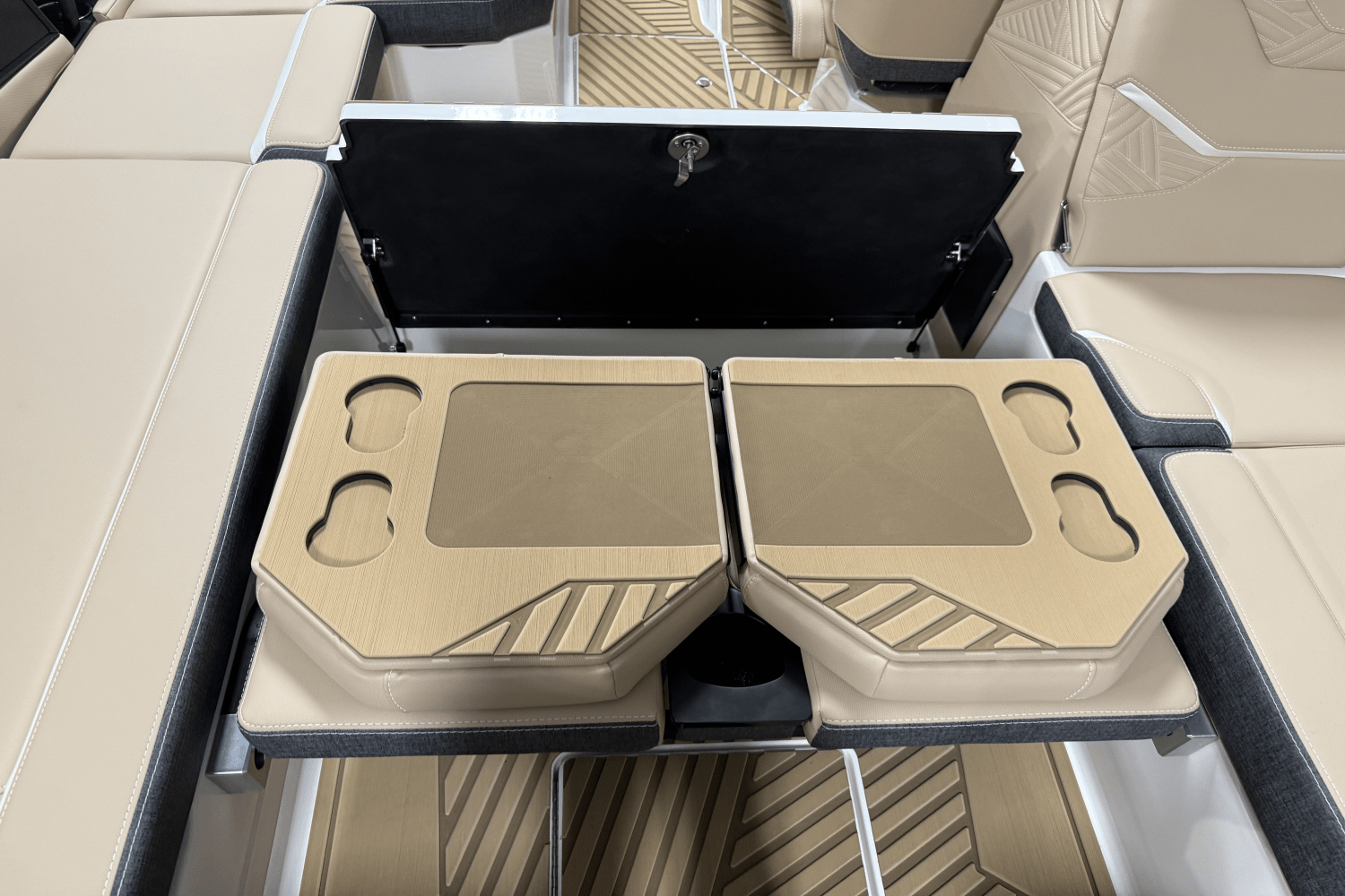 Slide: The Image of Mastercraft XSTAR 2025 - 60