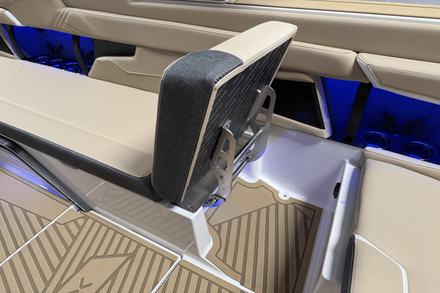 Slide: The Image of Mastercraft XSTAR 2025 - 76