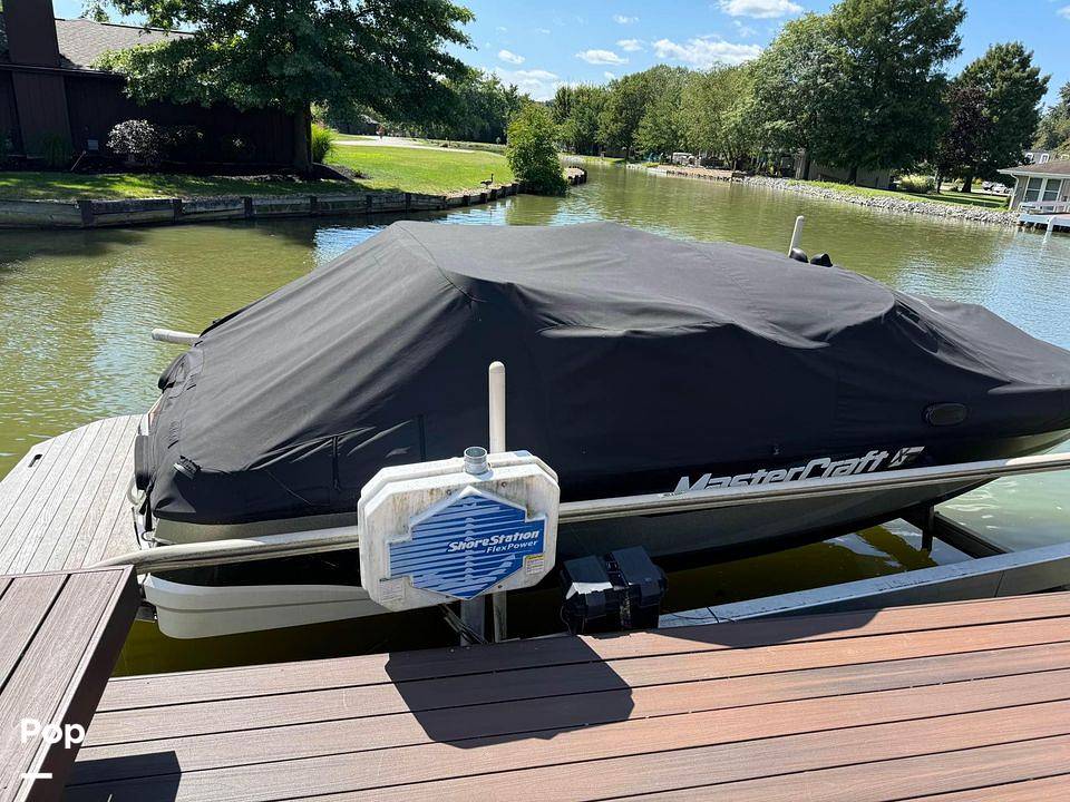 Slide: The Image of Mastercraft XT 20 2017 - 14755557