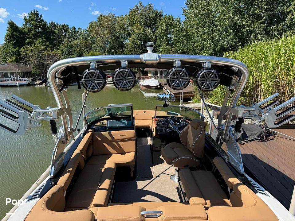 Slide: The Image of Mastercraft XT 20 2017 - 14755560