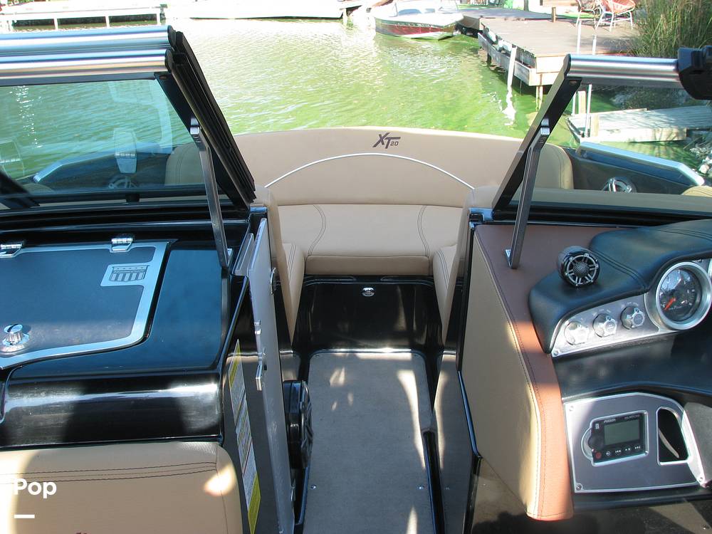 Slide: The Image of Mastercraft XT 20 2017 - 14788695