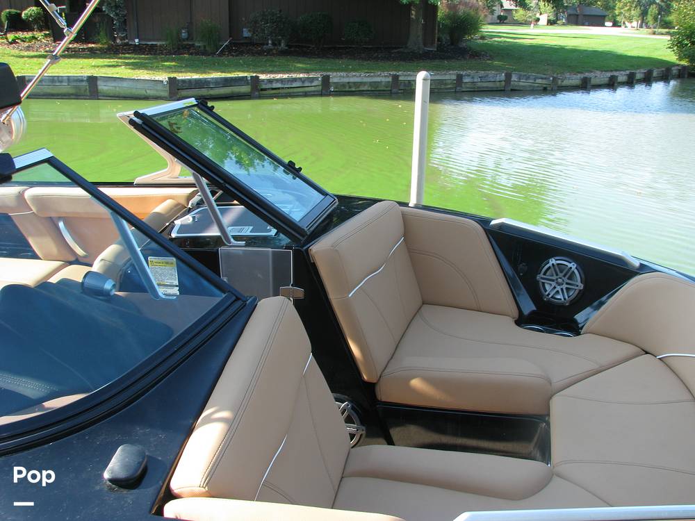 Slide: The Image of Mastercraft XT 20 2017 - 14788710