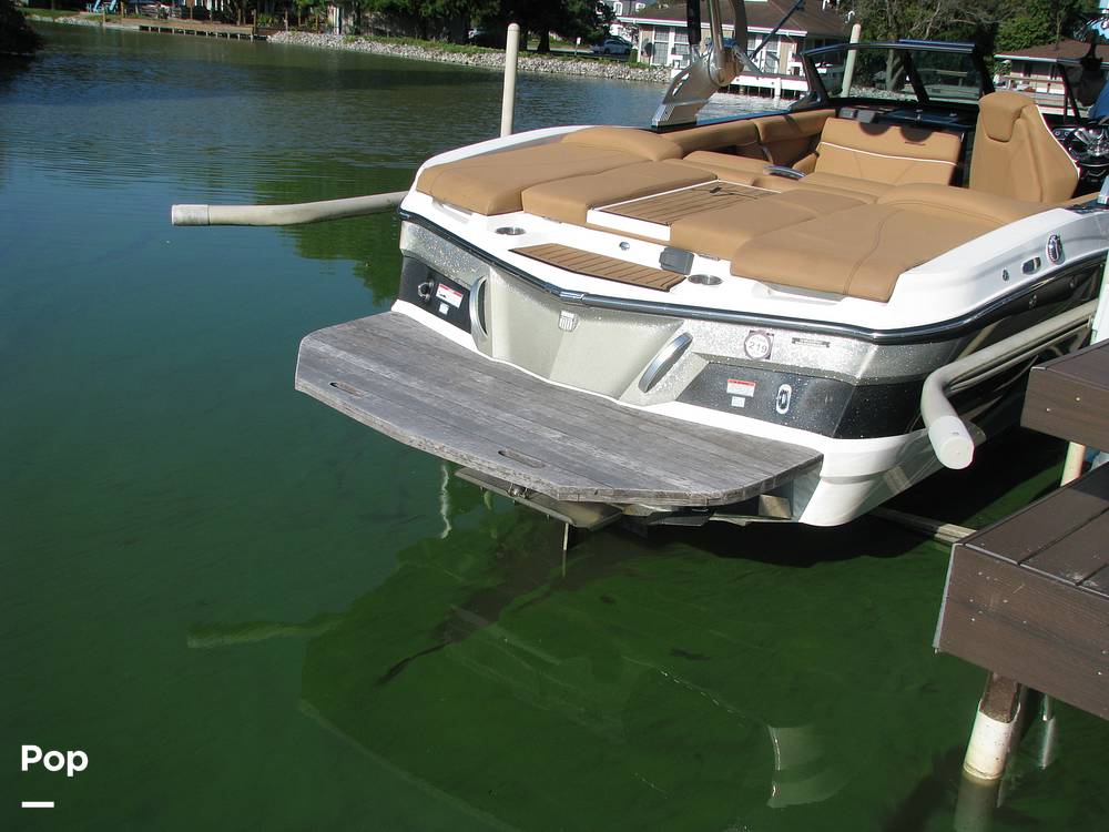 Slide: The Image of Mastercraft XT 20 2017 - 14788715