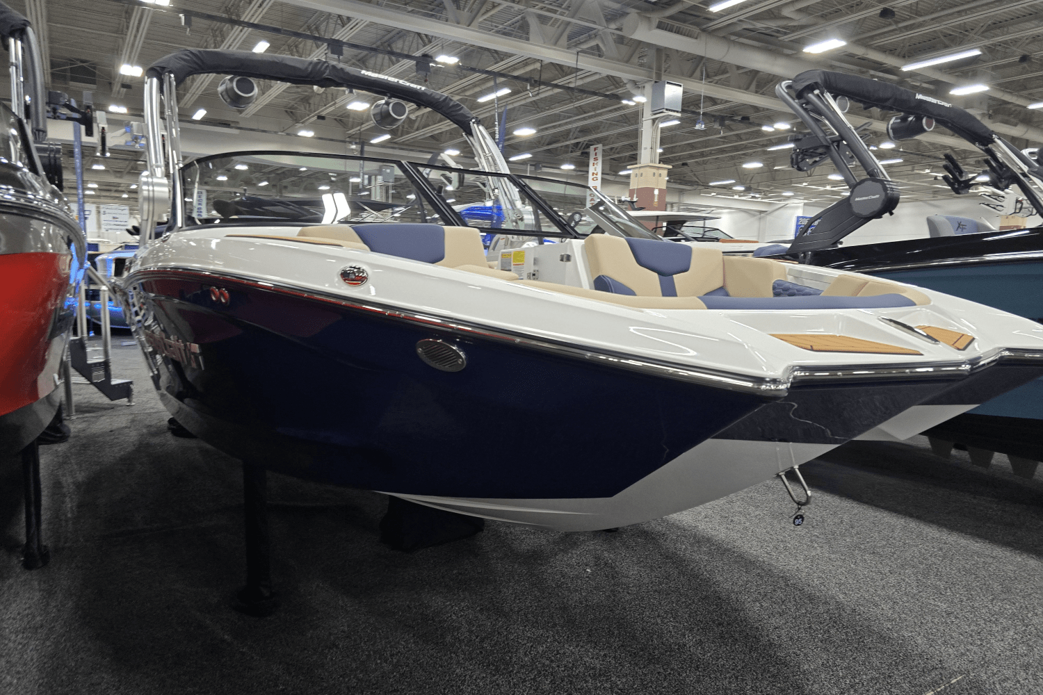 Slide: The Image of Mastercraft XT20 2025 - 1