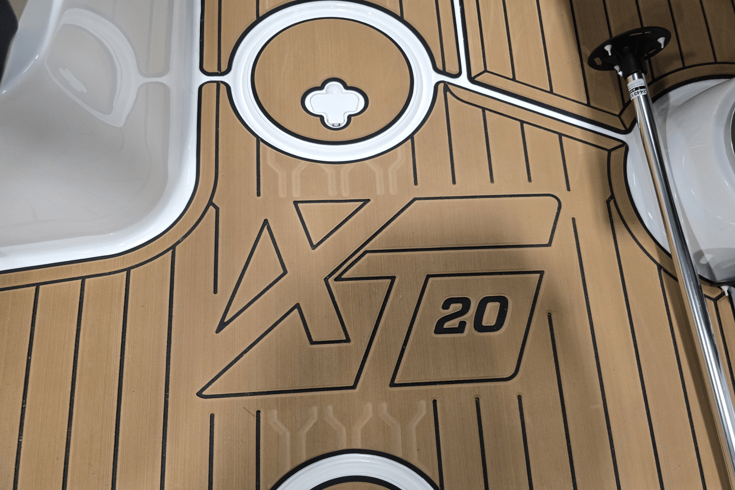 Slide: The Image of Mastercraft XT20 2025 - 10