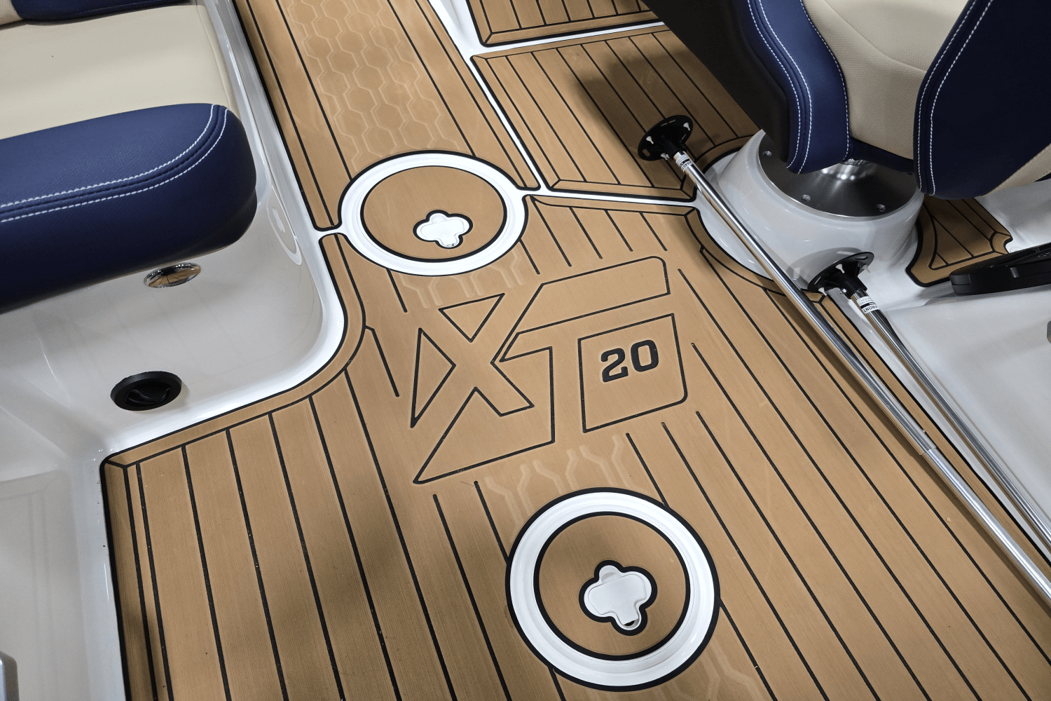 Slide: The Image of Mastercraft XT20 2025 - 11