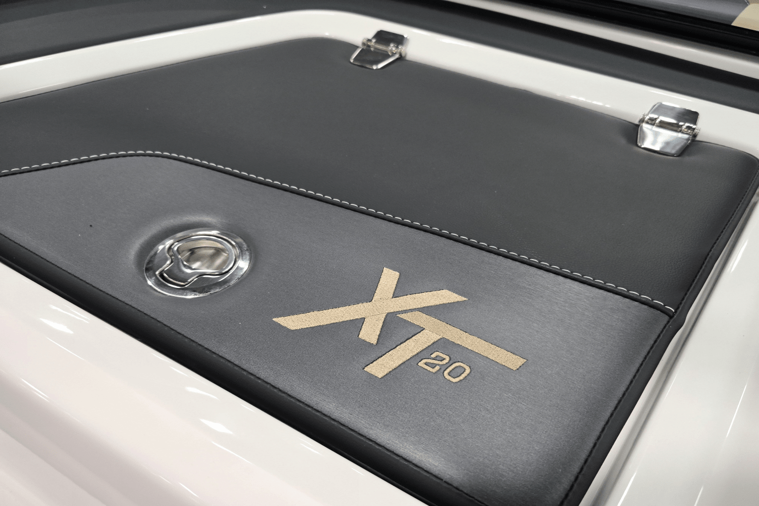 Slide: The Image of Mastercraft XT20 2025 - 14