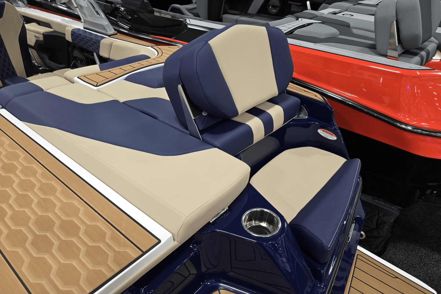 Slide: The Image of Mastercraft XT20 2025 - 19