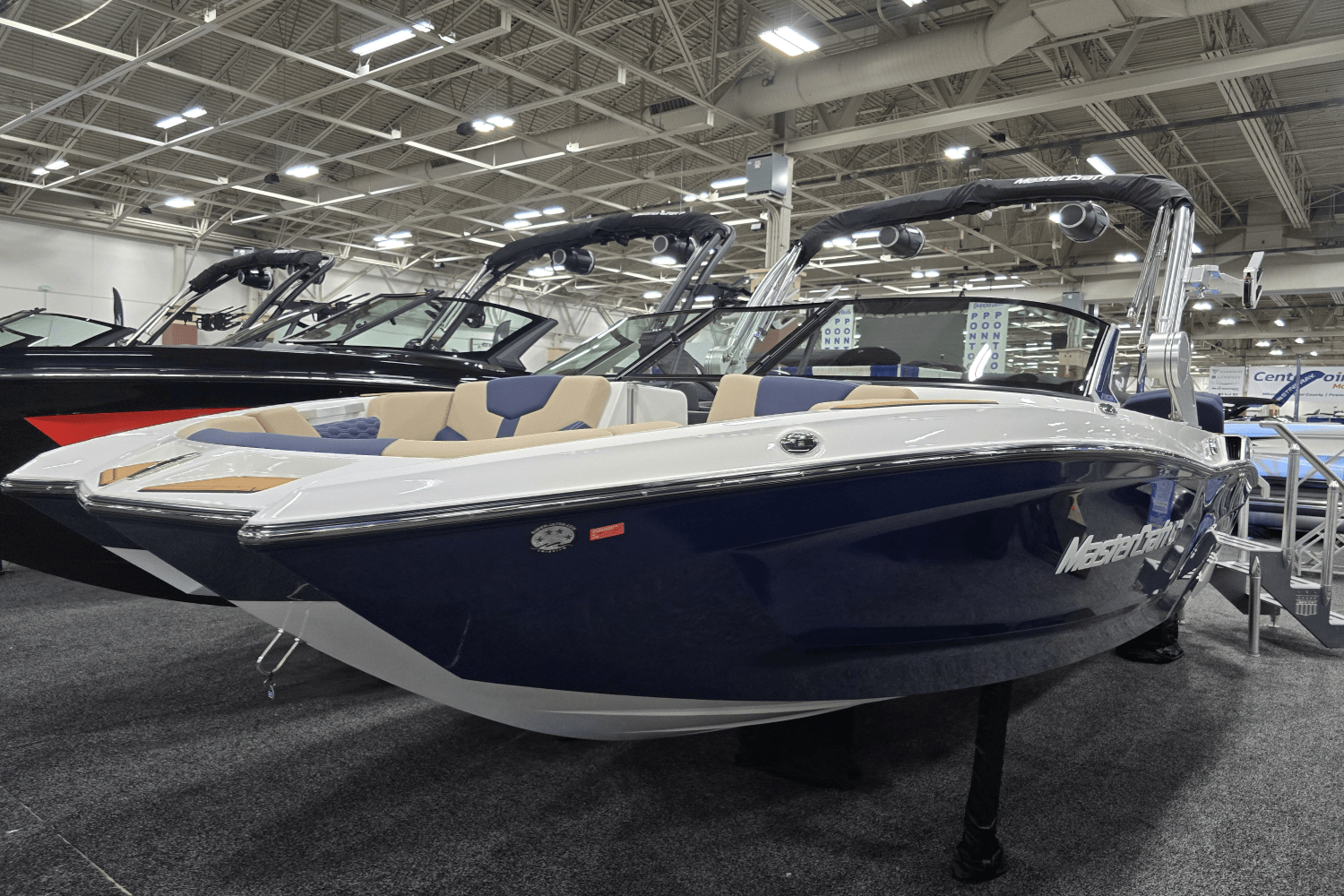 Slide: The Image of Mastercraft XT20 2025 - 2