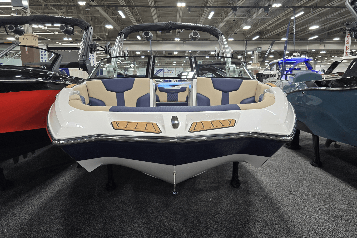 Slide: The Image of Mastercraft XT20 2025 - 3