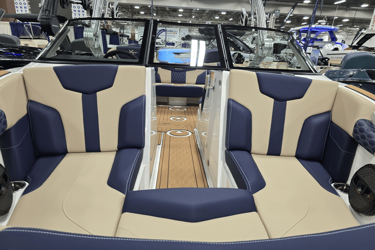 Slide: The Image of Mastercraft XT20 2025 - 6