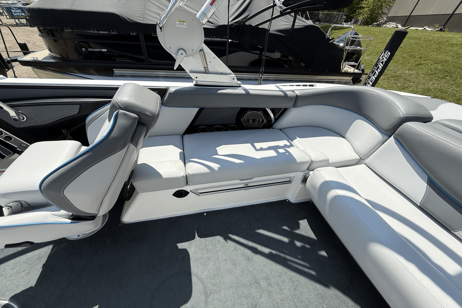 Slide: The Image of Mastercraft XT22 2019 - 13