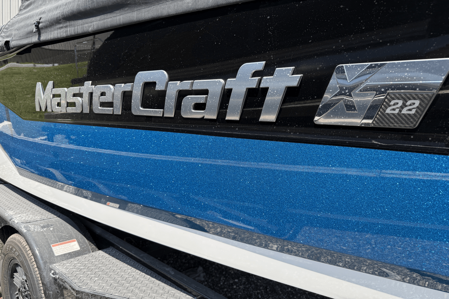 Slide: The Image of Mastercraft XT22 2019 - 2