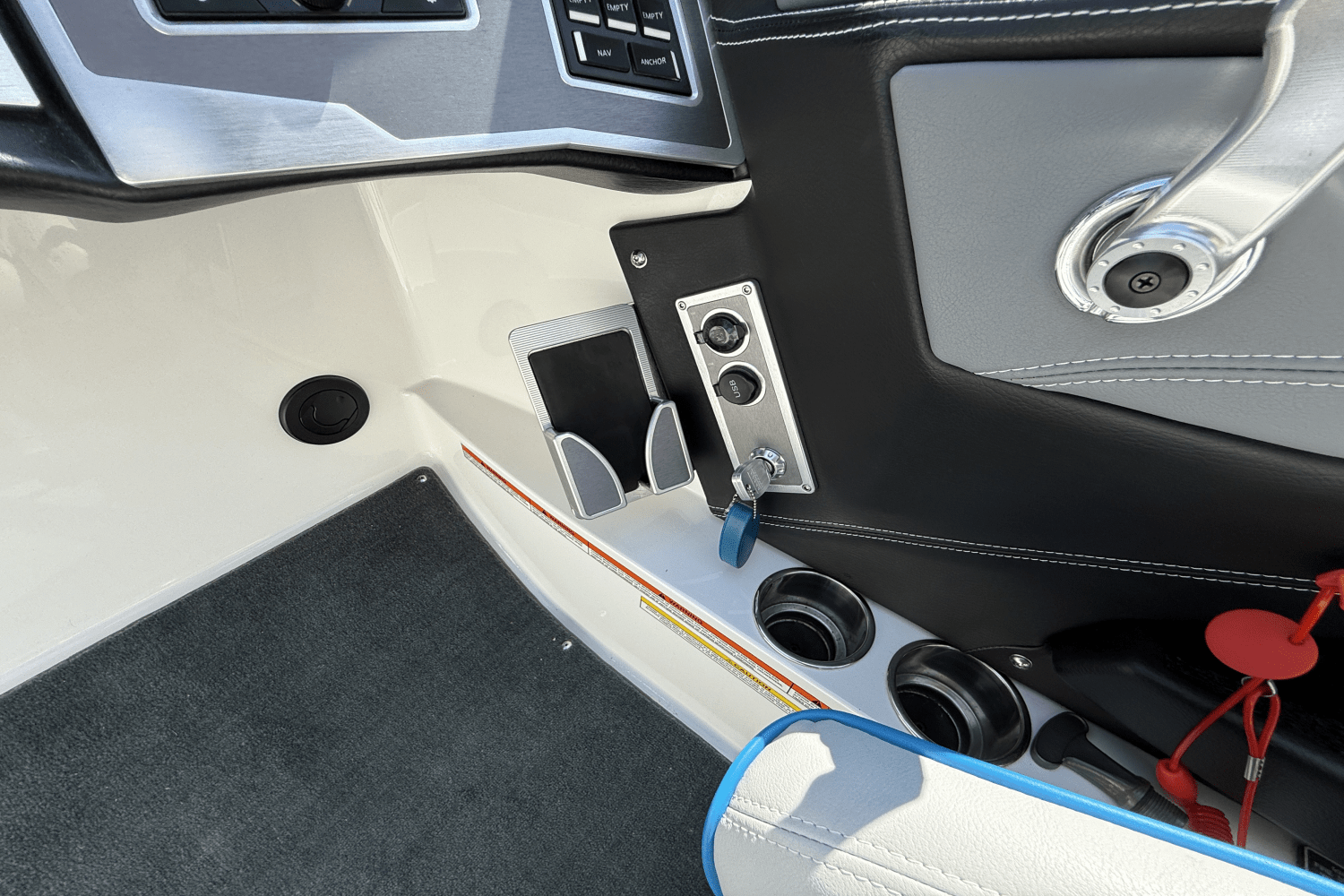 Slide: The Image of Mastercraft XT22 2019 - 20