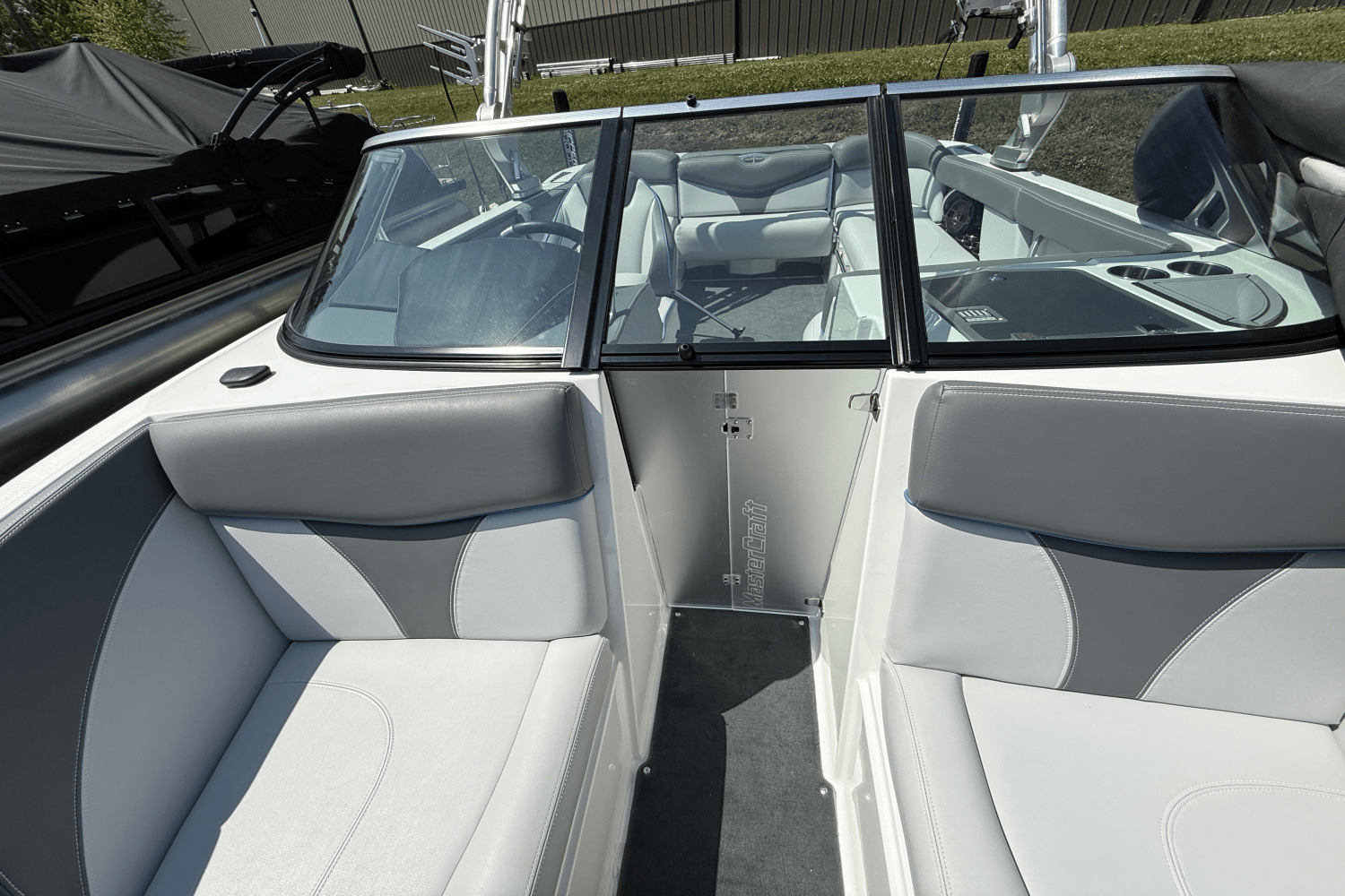 Slide: The Image of Mastercraft XT22 2019 - 28