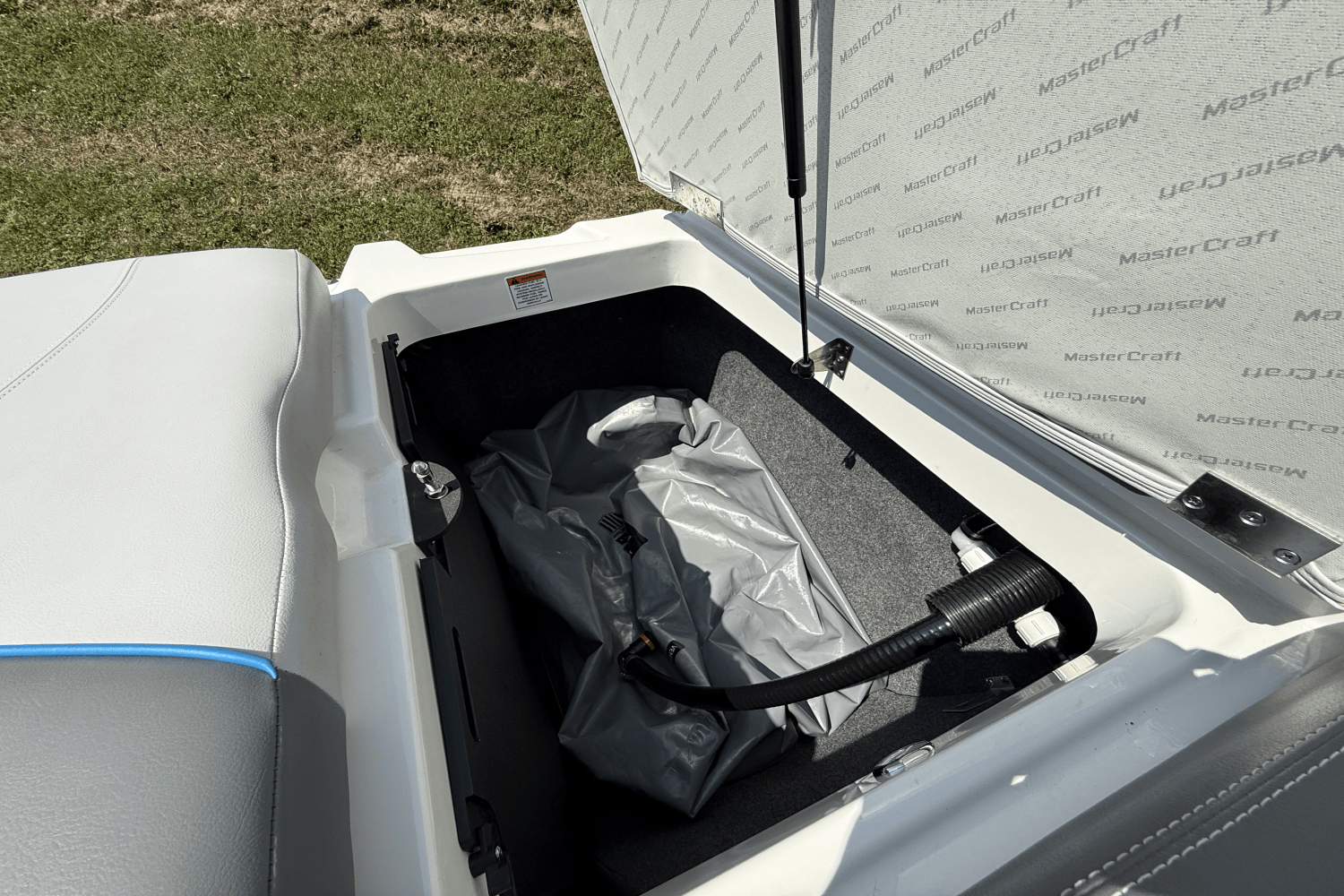 Slide: The Image of Mastercraft XT22 2019 - 32