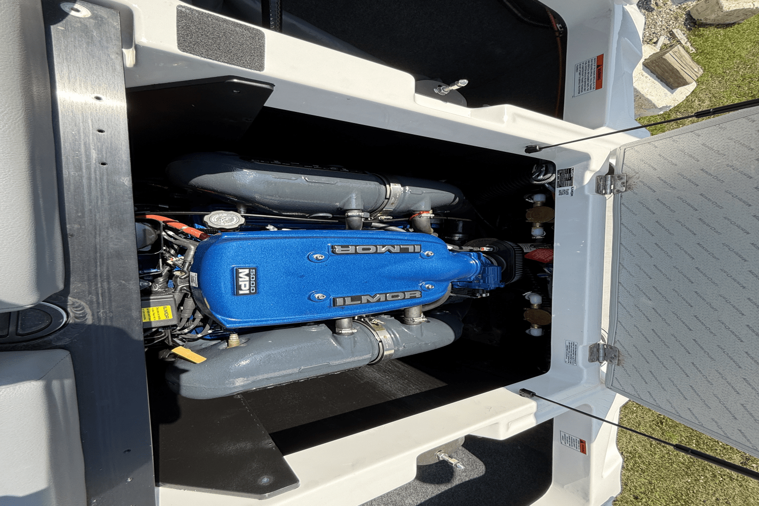 Slide: The Image of Mastercraft XT22 2019 - 34