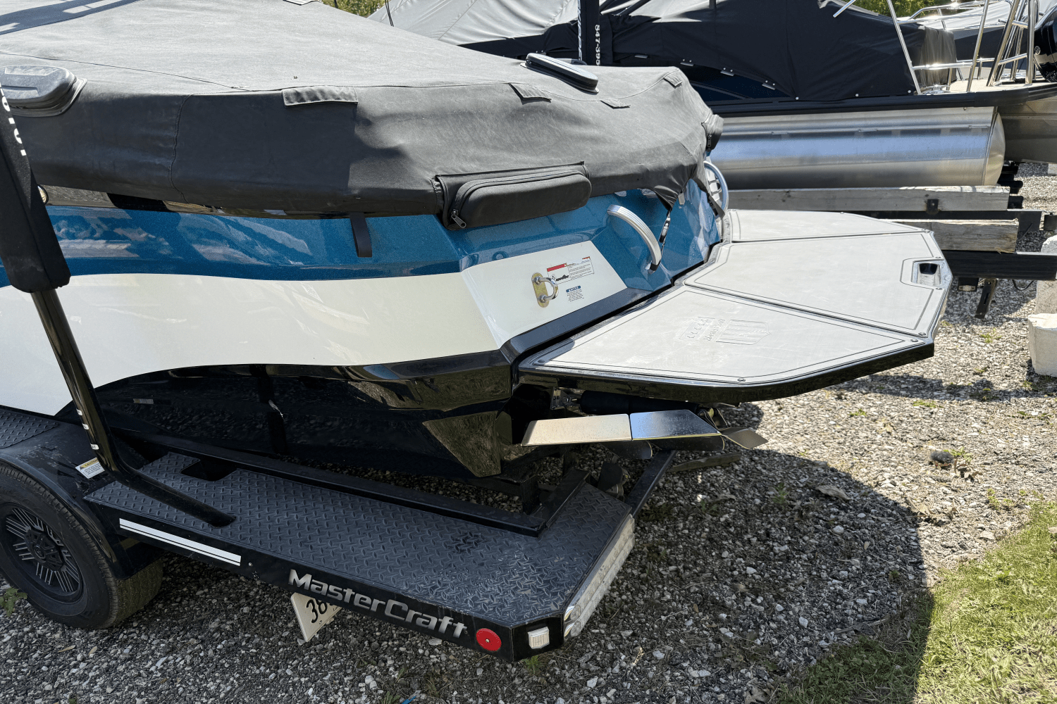Slide: The Image of Mastercraft XT22 2019 - 4
