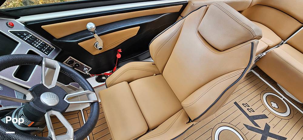 Slide: The Image of Mastercraft XT22 2020 - 14796212