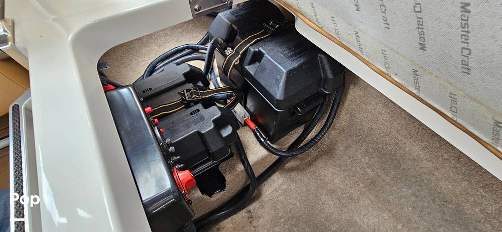 Slide: The Image of Mastercraft XT22 2020 - 14796218