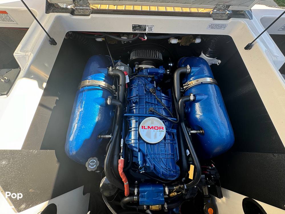 Slide: The Image of Mastercraft XT22 2021 - 14769226