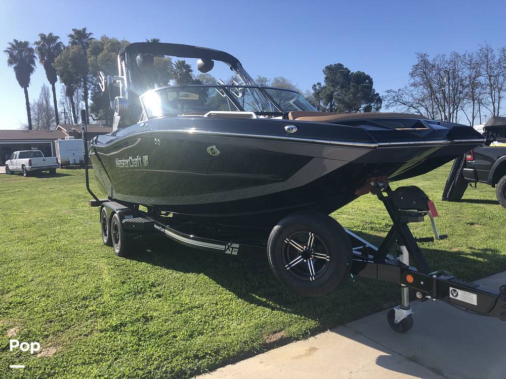 Slide: The Image of Mastercraft XT22 2021 - 15221526