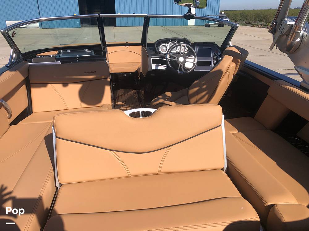 Slide: The Image of Mastercraft XT22 2021 - 15221559