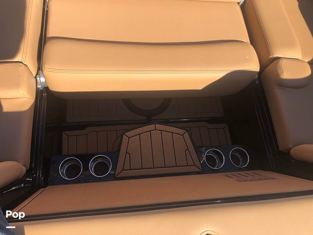 Slide: The Image of Mastercraft XT22 2021 - 15221562