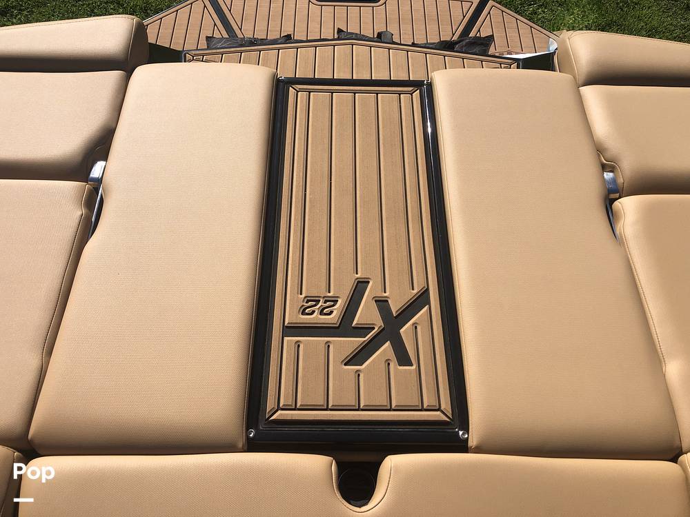 Slide: The Image of Mastercraft XT22 2021 - 15221568