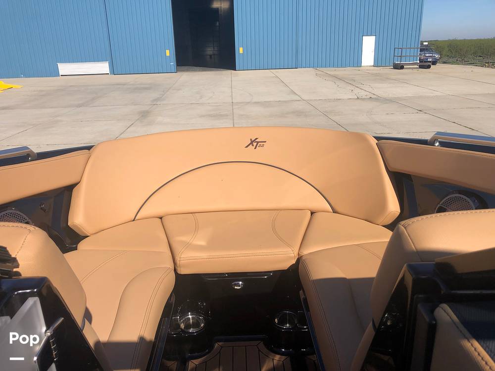 Slide: The Image of Mastercraft XT22 2021 - 15221748