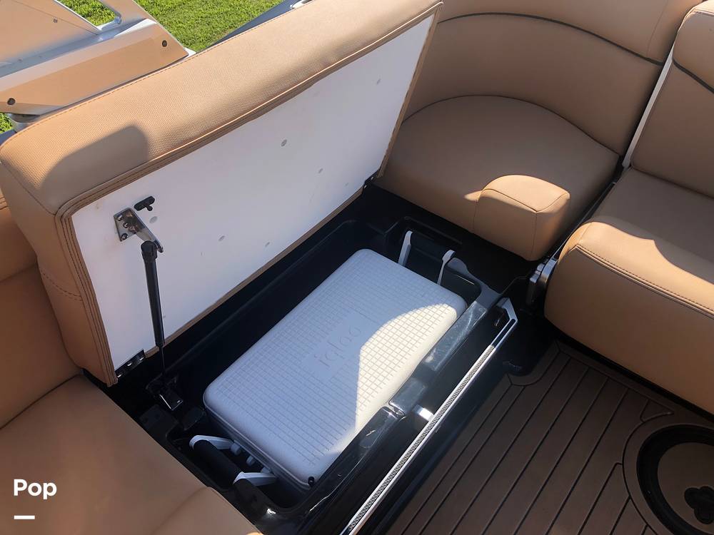Slide: The Image of Mastercraft XT22 2021 - 15221757
