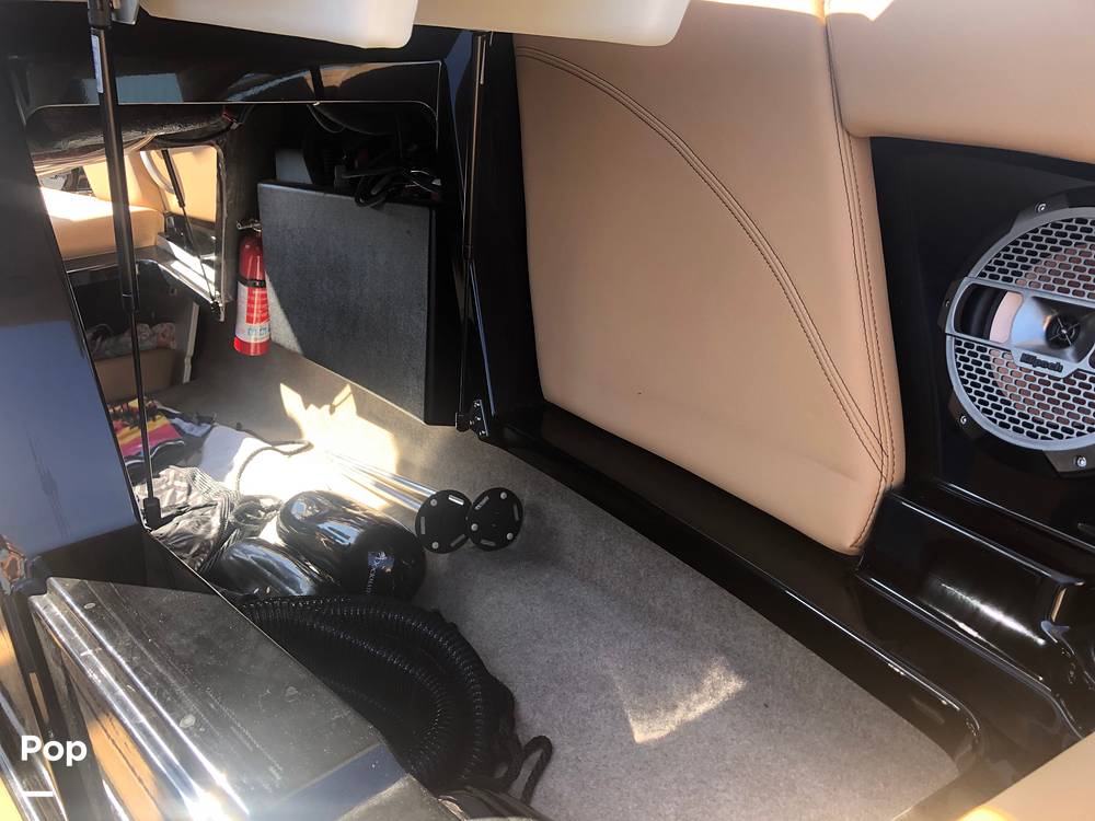 Slide: The Image of Mastercraft XT22 2021 - 15221764