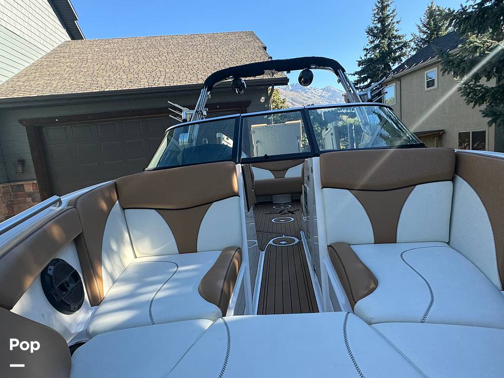 Slide: The Image of Mastercraft XT22 2021 - 14769318