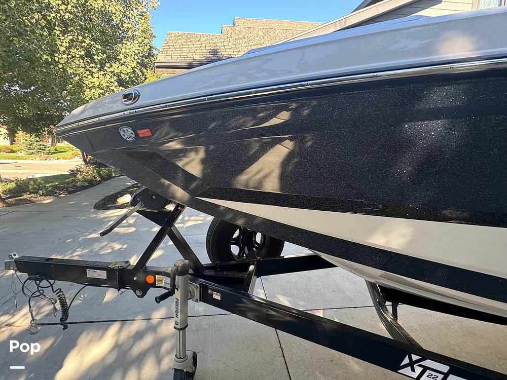 Slide: The Image of Mastercraft XT22 2021 - 14769325