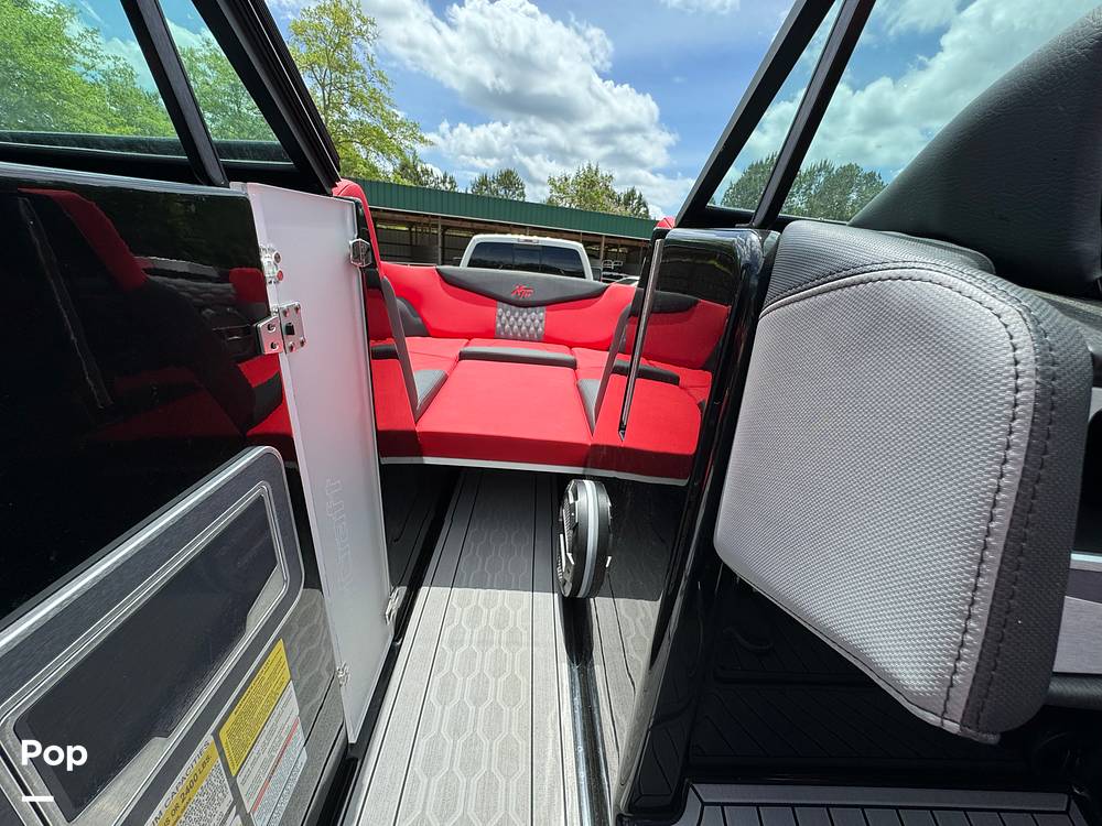 Slide: The Image of Mastercraft XT22 2022 - 14133137