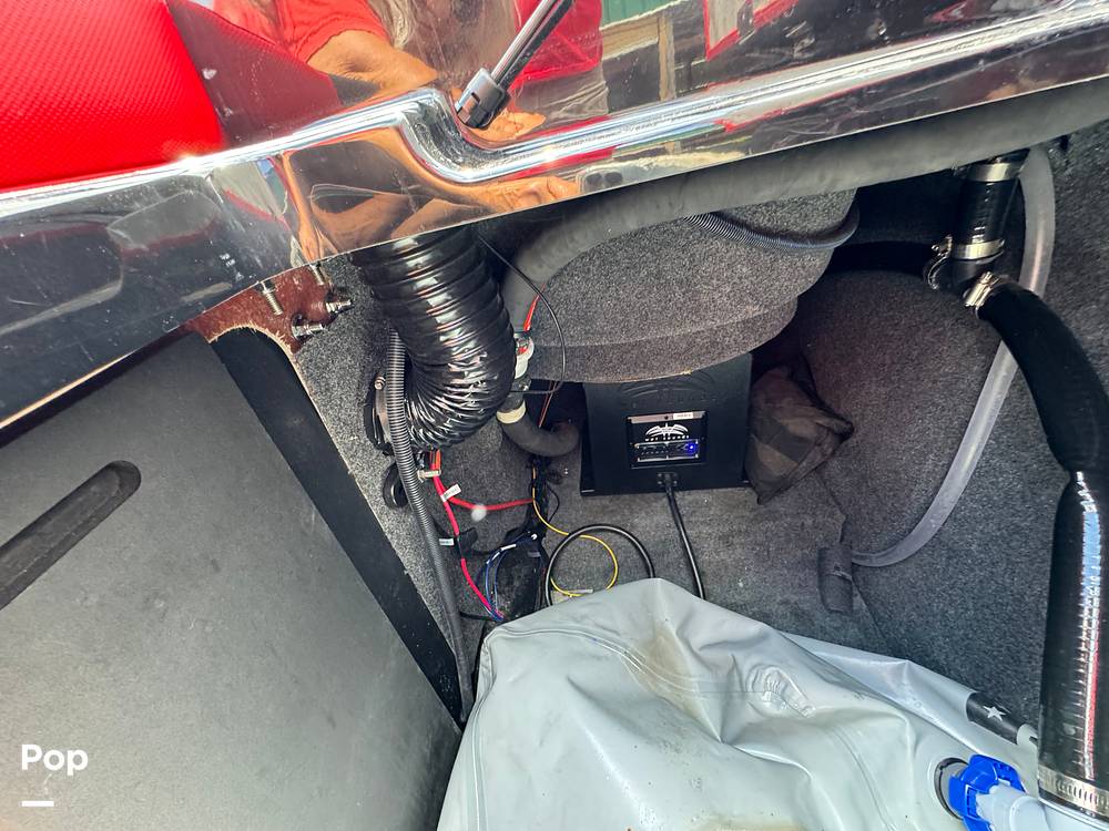 Slide: The Image of Mastercraft XT22 2022 - 14133167