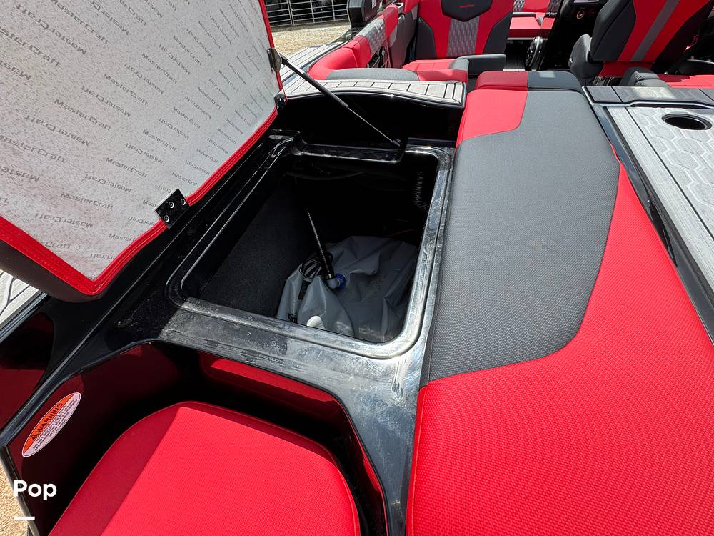 Slide: The Image of Mastercraft XT22 2022 - 14133171