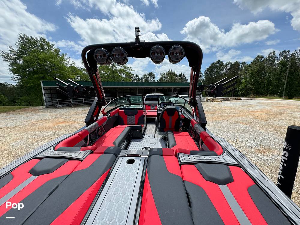 Slide: The Image of Mastercraft XT22 2022 - 14133174