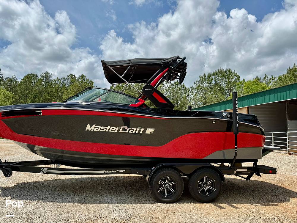 Slide: The Image of Mastercraft XT22 2022 - 14136426