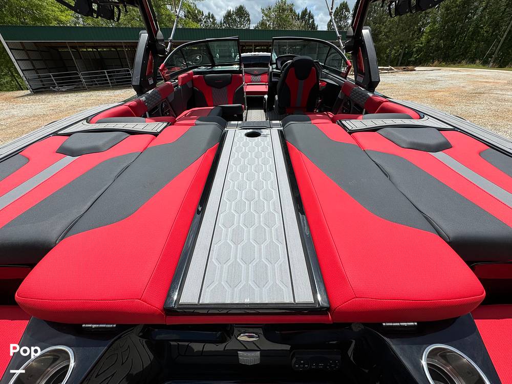 Slide: The Image of Mastercraft XT22 2022 - 14131426