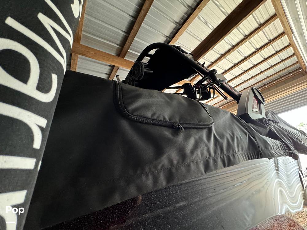 Slide: The Image of Mastercraft XT22 2022 - 14131278