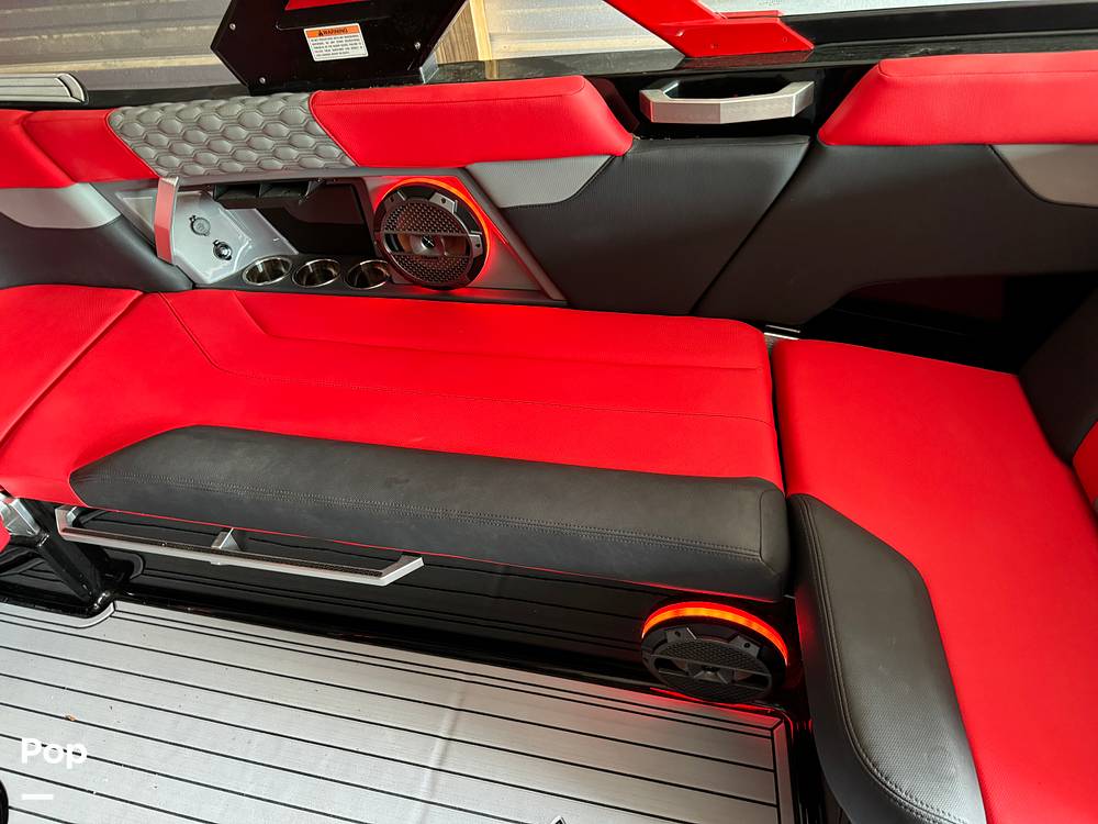 Slide: The Image of Mastercraft XT22 2022 - 14131285